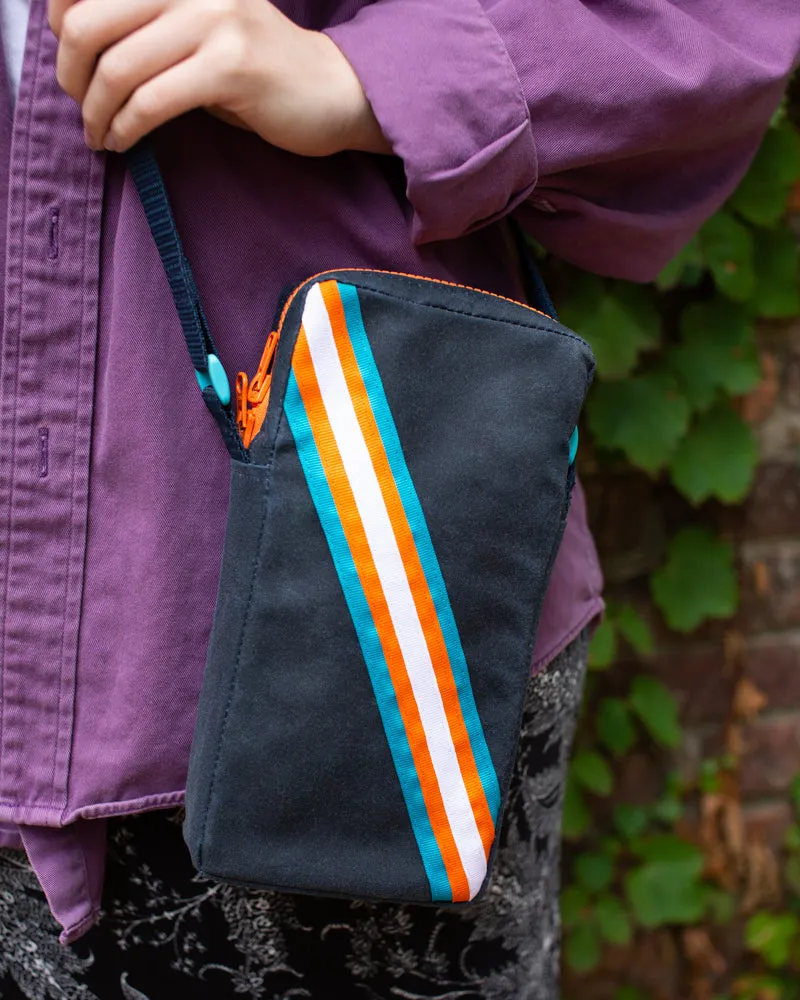 Canvas Shoulder Bag :: SX-70 Sonar